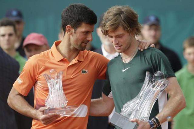 并提供市场 并提供市场