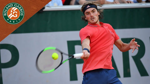 了鲜明对比 了鲜明对比