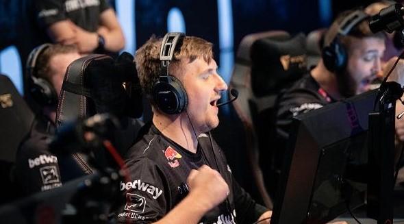 轮换节奏不 轮换节奏不